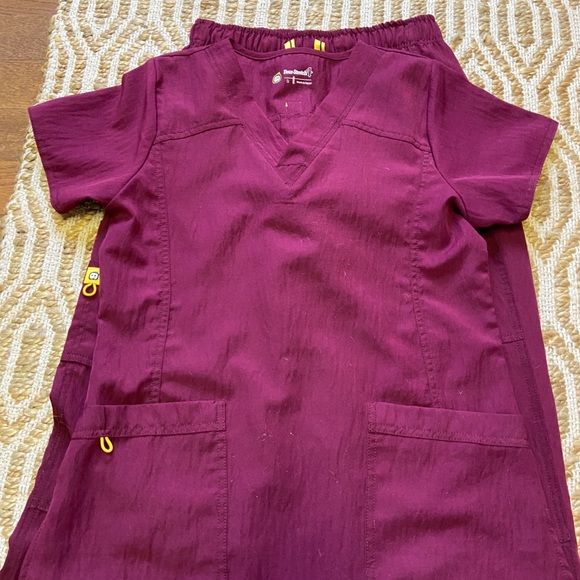 Wonderwink stretch scrubs - Picture 2 of 3